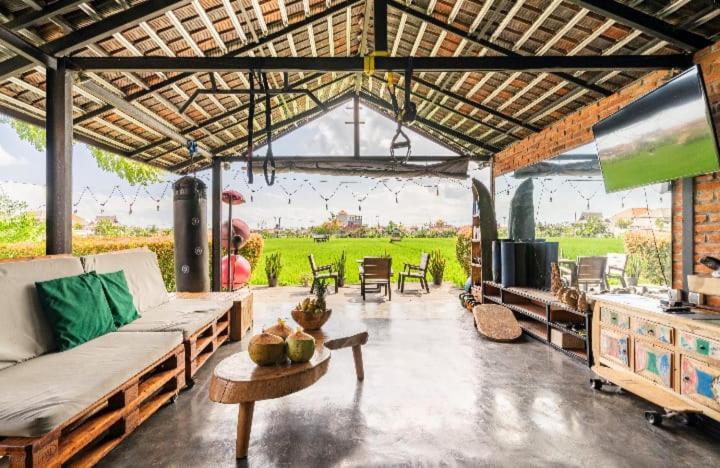Big Brother Surf Inn Canggu  Ngoại thất bức ảnh