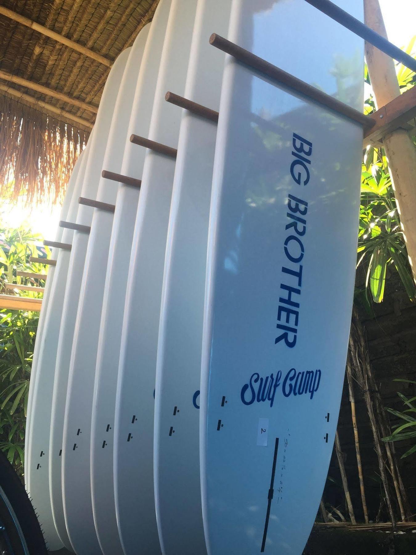 Big Brother Surf Inn Canggu  Ngoại thất bức ảnh