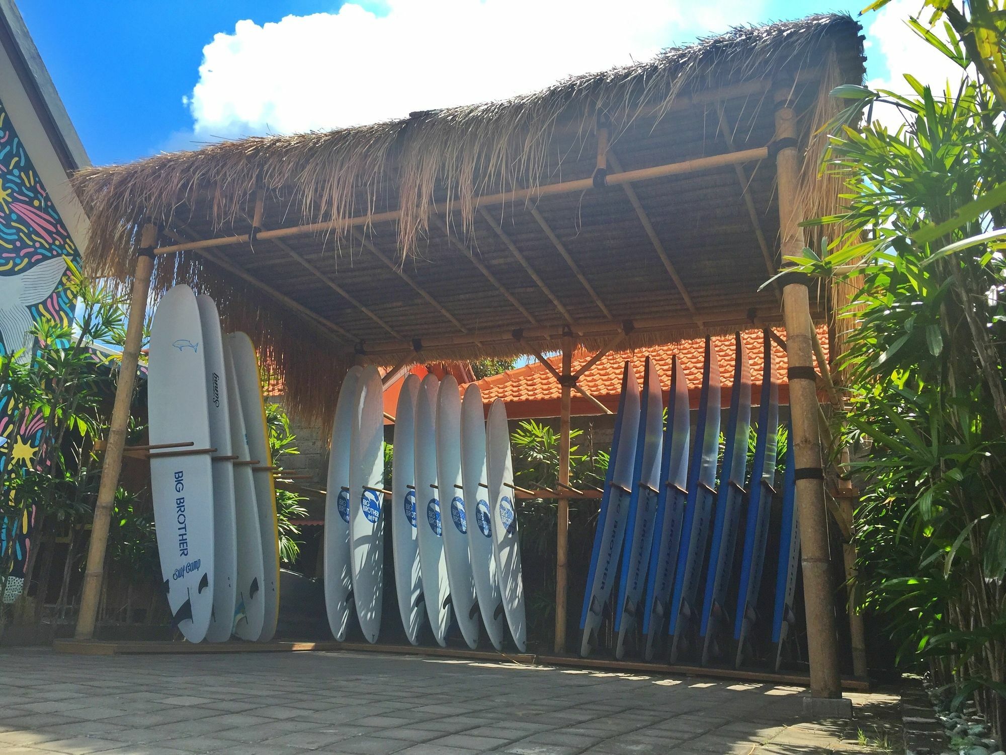 Big Brother Surf Inn Canggu  Ngoại thất bức ảnh