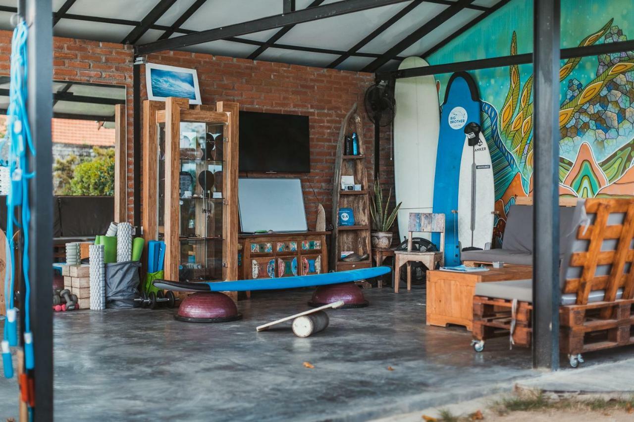 Big Brother Surf Inn Canggu  Ngoại thất bức ảnh