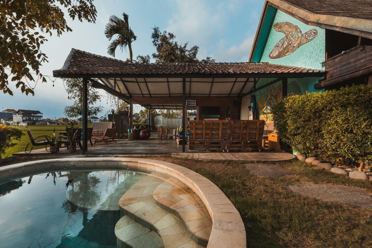 Big Brother Surf Inn Canggu  Ngoại thất bức ảnh